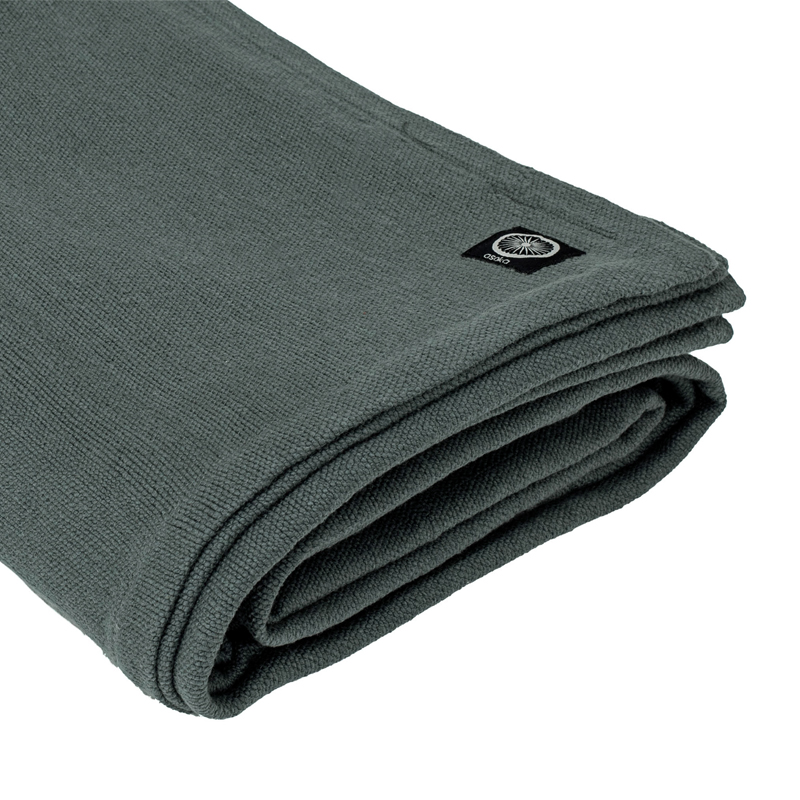 Yoga Blanket Charcoal Web 2